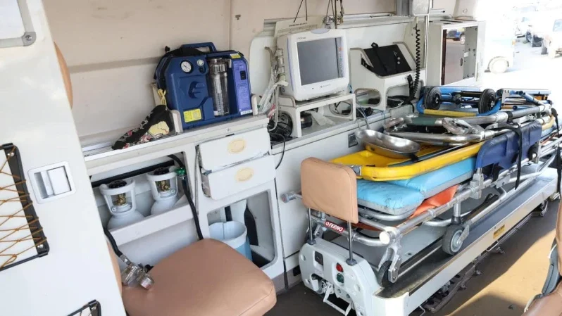 2015 TOYOTA HIACE AMBULANCE full