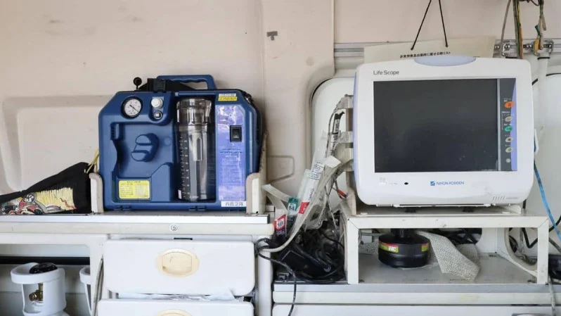 2015 TOYOTA HIACE AMBULANCE full