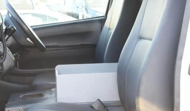 2015 TOYOTA HIACE AMBULANCE full