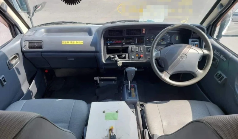 1998 TOYOTA HIACE AMBULANCE full