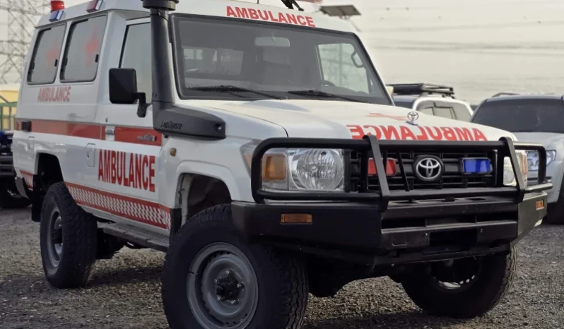 2012 TOYOTA LAND CRUISER AMBULANCE full