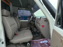 2012 TOYOTA LAND CRUISER AMBULANCE full