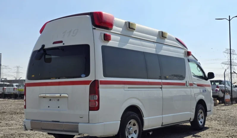 2010 TOYOTA HIACE full