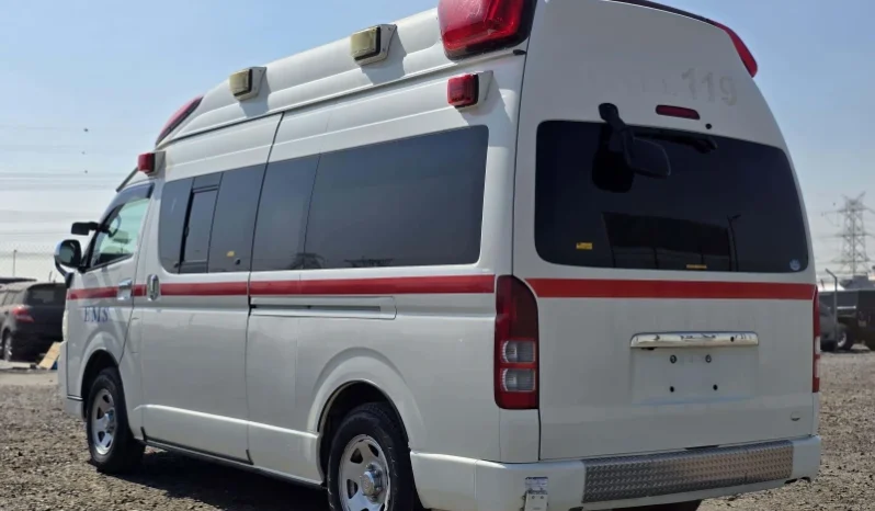 2010 TOYOTA HIACE full