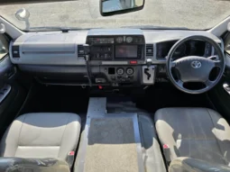2010 TOYOTA HIACE full
