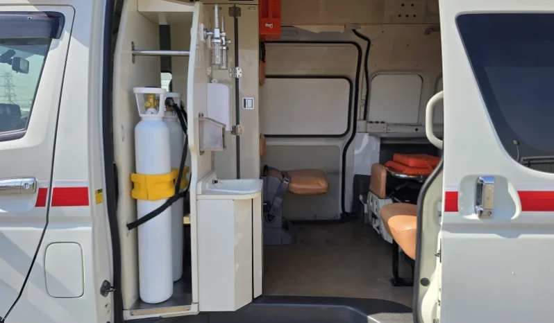 2010 TOYOTA HIACE full