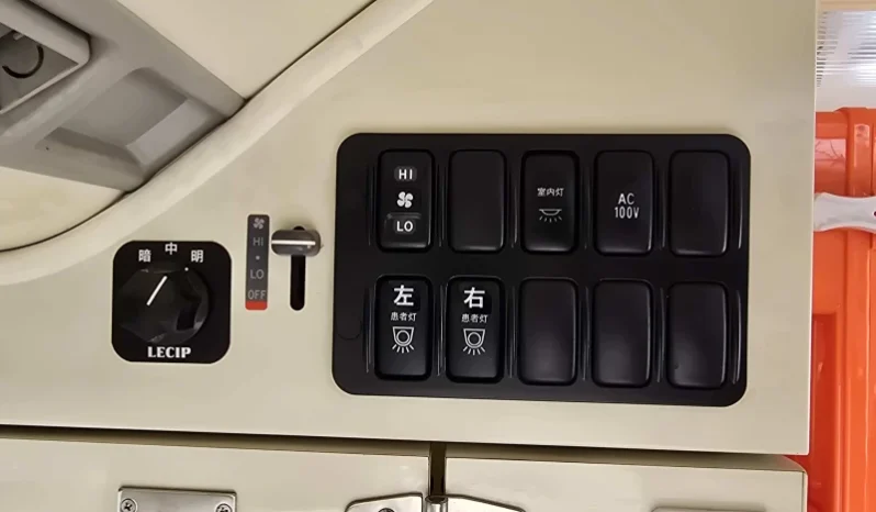 2010 TOYOTA HIACE full