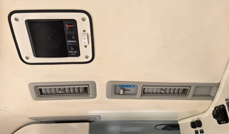 2010 TOYOTA HIACE full