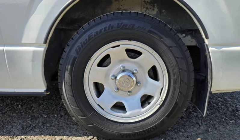 2010 TOYOTA HIACE full