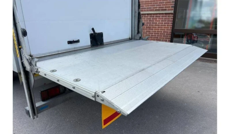 ISUZU FORWARD 2024 TRUCK full