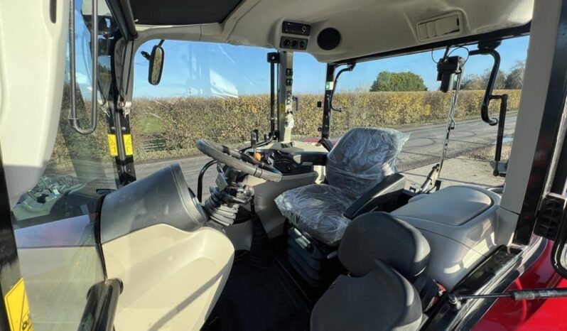 Massey Ferguson 4709 full