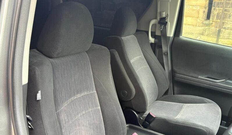 Toyota Alphard 2.4 240S PETROL AUTOMATIC 7-SEATER 5dr full