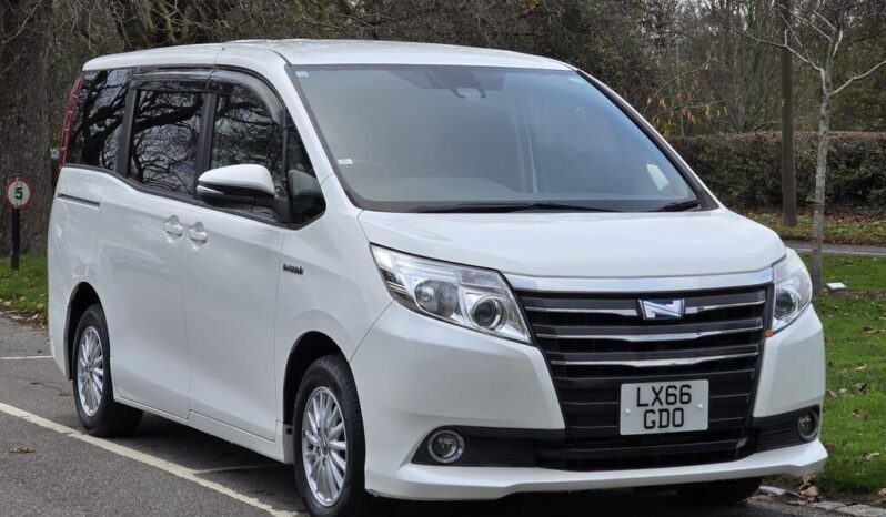 2016 Toyota Noah 1.8 Hybrid 7Seats Auto full