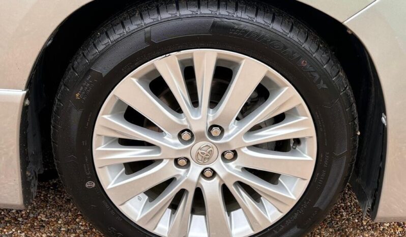 Toyota Alphard 2.4 240S PETROL AUTOMATIC 7-SEATER 5dr full