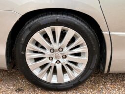 Toyota Alphard 2.4 240S PETROL AUTOMATIC 7-SEATER 5dr full