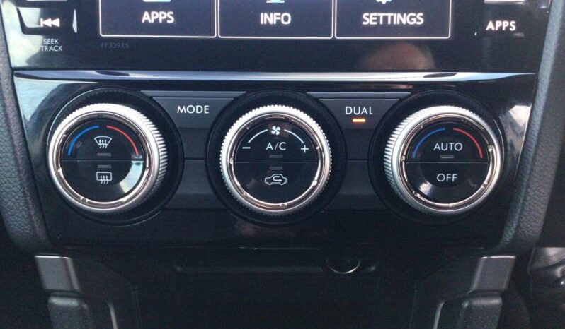 SUBARU FORESTER 2018 2.0i XE Premium Lineartronic 4WD full