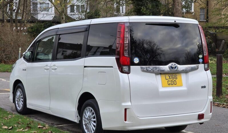 2016 Toyota Noah 1.8 Hybrid 7Seats Auto full