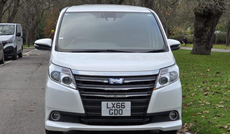 2016 Toyota Noah 1.8 Hybrid 7Seats Auto full