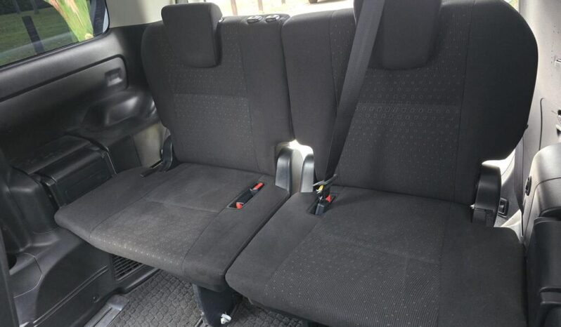2016 Toyota Noah 1.8 Hybrid 7Seats Auto full