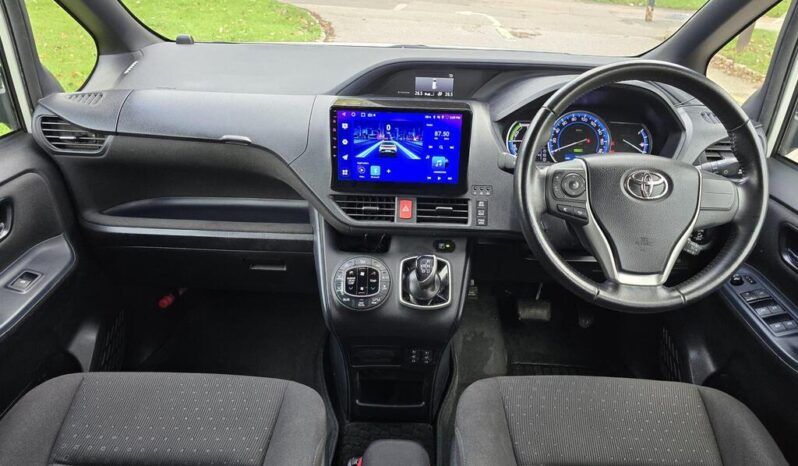 2016 Toyota Noah 1.8 Hybrid 7Seats Auto full