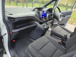 2016 Toyota Noah 1.8 Hybrid 7Seats Auto full