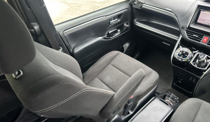 2018 Toyota Noah ESQUIRE/VOXY 1.8 5dr full