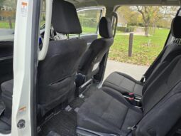 2016 Toyota Noah 1.8 Hybrid 7Seats Auto full