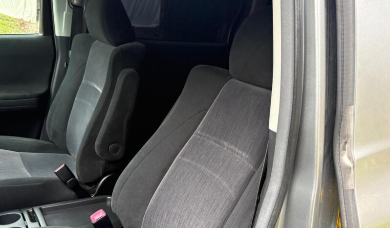 Toyota Alphard 2.4 240S PETROL AUTOMATIC 7-SEATER 5dr full