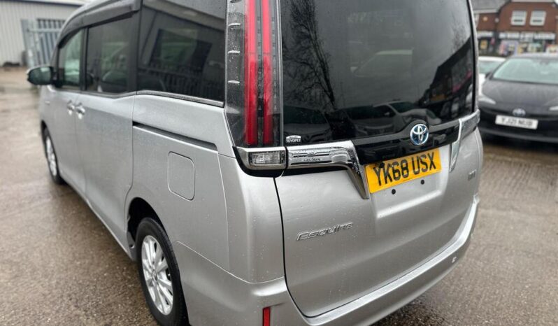 2018 Toyota Noah ESQUIRE/VOXY 1.8 5dr full