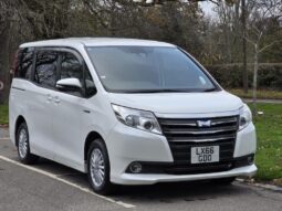 2016 Toyota Noah 1.8 Hybrid 7Seats Auto full