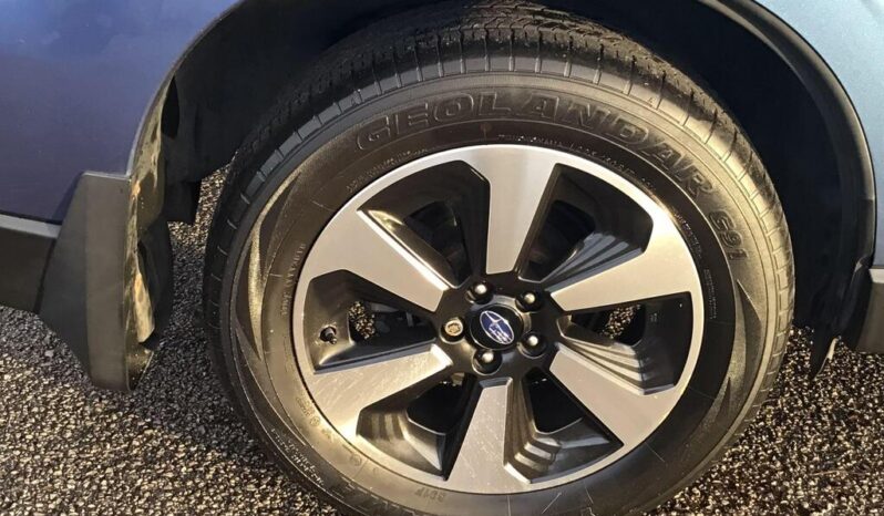 SUBARU FORESTER 2018 2.0i XE Premium Lineartronic 4WD full