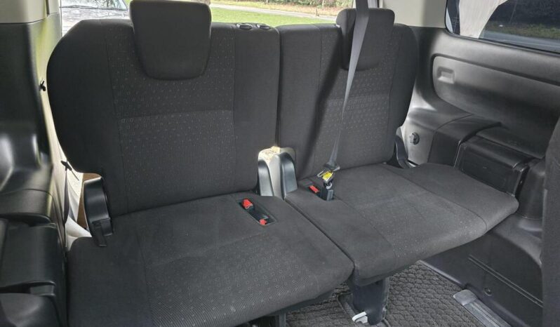 2016 Toyota Noah 1.8 Hybrid 7Seats Auto full