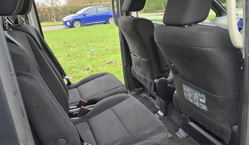 2016 Toyota Noah 1.8 Hybrid 7Seats Auto full