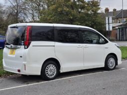 2016 Toyota Noah 1.8 Hybrid 7Seats Auto full