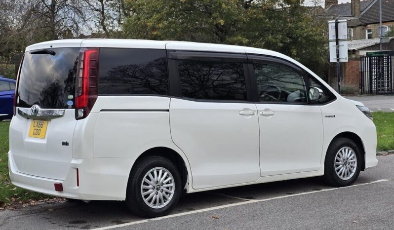 2016 Toyota Noah 1.8 Hybrid 7Seats Auto full