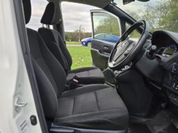 2016 Toyota Noah 1.8 Hybrid 7Seats Auto full