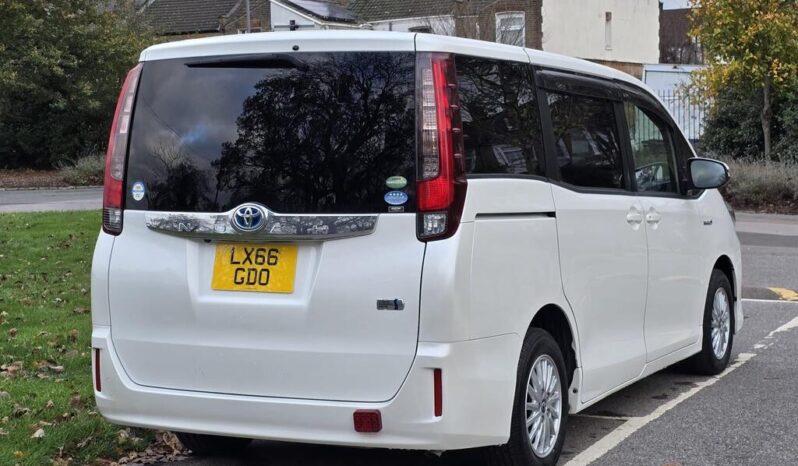 2016 Toyota Noah 1.8 Hybrid 7Seats Auto full