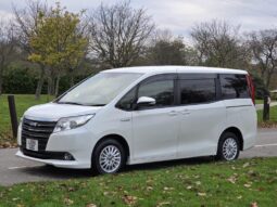 2016 Toyota Noah 1.8 Hybrid 7Seats Auto full