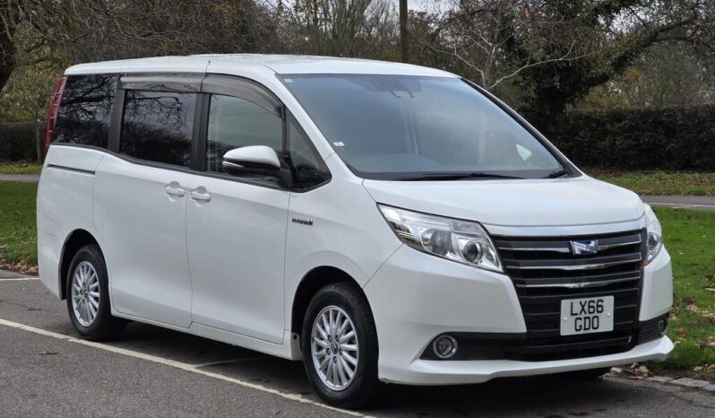 2016 Toyota Noah 1.8 Hybrid 7Seats Auto full