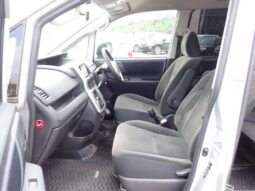 2012 TOYOTA NOAH full