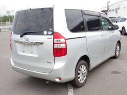 2012 TOYOTA NOAH full