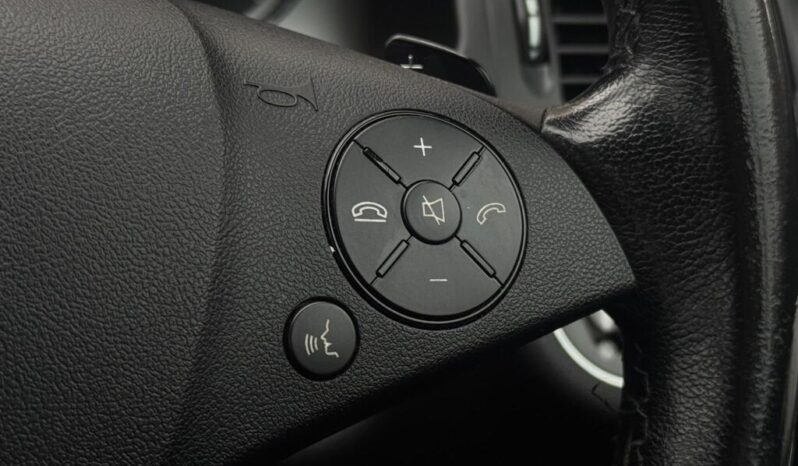 2009 Mercedes-Benz C Class 2.1 C220 CDI Sport Auto 4 4dr full