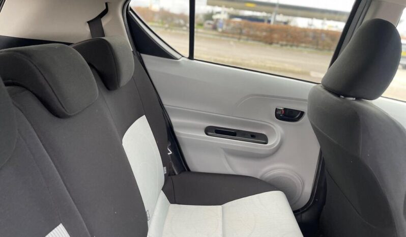 2012 Toyota Aqua 1.5 5dr full