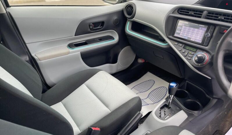 2012 Toyota Aqua 1.5 5dr full