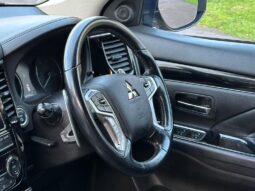 2018 Mitsubishi Outlander 2.4h Twin Motor 13.8kWh Juro CVT 4WD full