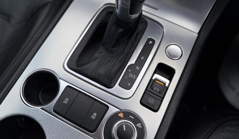 2016 Volkswagen Touareg 3.0 TDI V6 BlueMotion Tech R-Line Tiptronic 4WD full