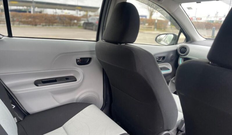 2012 Toyota Aqua 1.5 5dr full