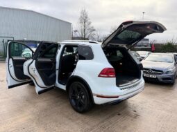 2016 Volkswagen Touareg 3.0 TDI V6 BlueMotion Tech R-Line Tiptronic 4WD full