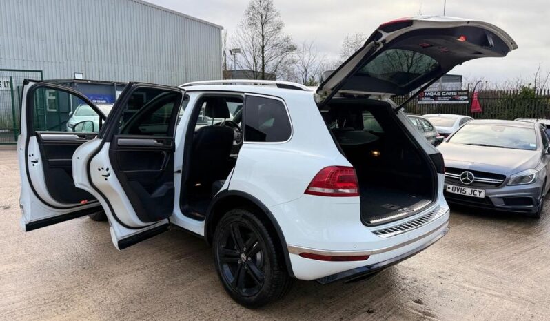 2016 Volkswagen Touareg 3.0 TDI V6 BlueMotion Tech R-Line Tiptronic 4WD full