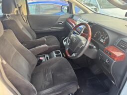 2009 Toyota Vellfire 2.4 5dr MPV full